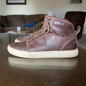 Vans Leather Chukka size 10